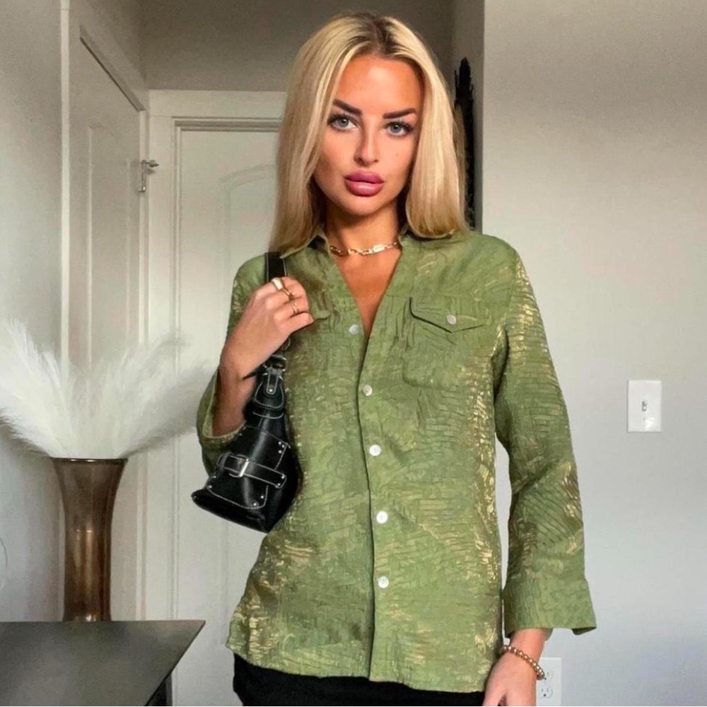 Y2K button down blouse